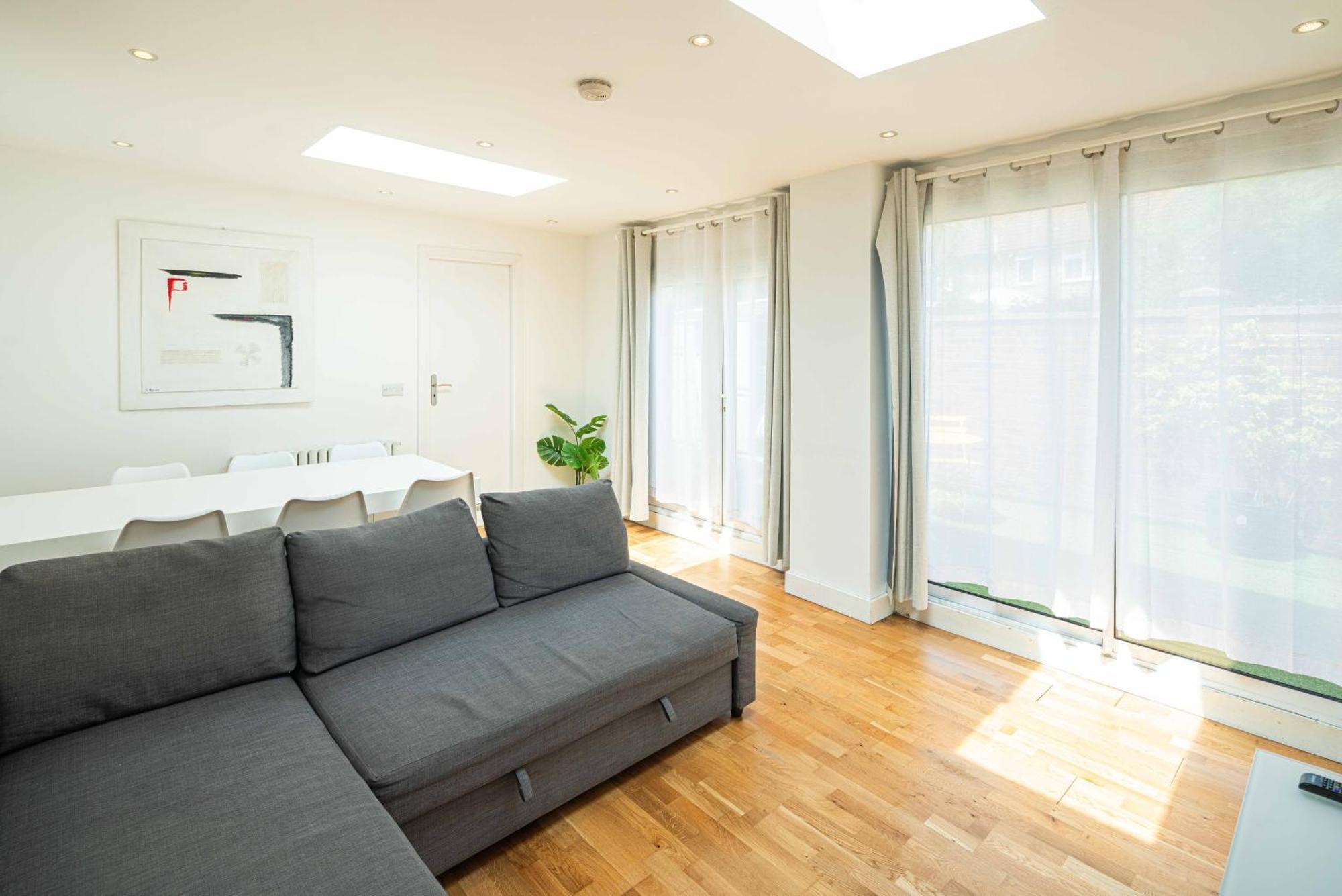 Cozy 2 Bedroom / Westfield / Hammersmith Hospital Apartamento